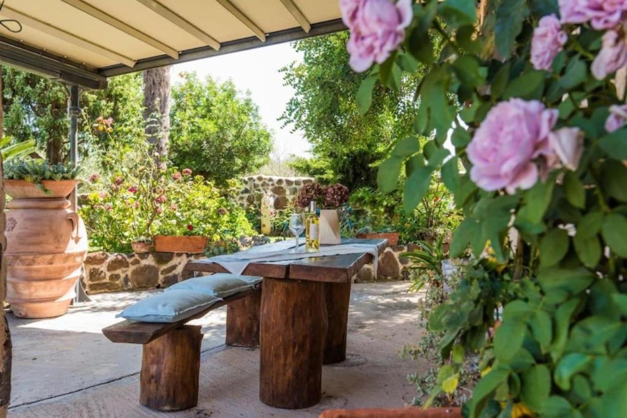 Villa Con Immenso Giardino Orosei Luaran gambar