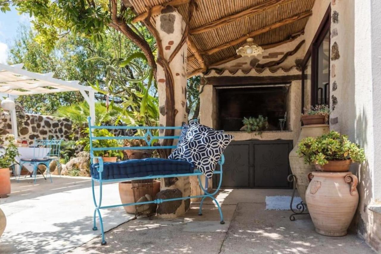 Villa Con Immenso Giardino Orosei Luaran gambar