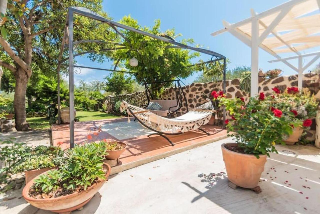 Villa Con Immenso Giardino Orosei Luaran gambar